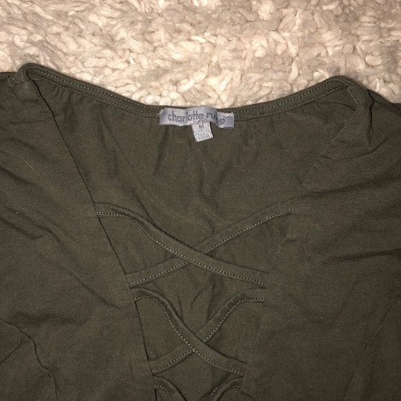 Very cropped army green lace down shirt - Picture 3 of 3